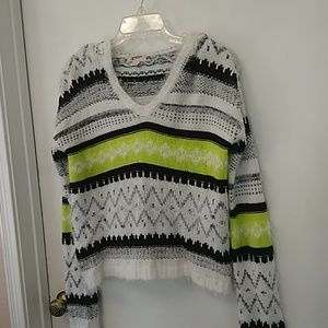 💛💛💛Ahoodie sweaters size large